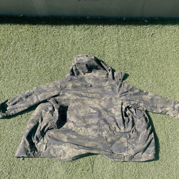 Oakley parka/ski jacket Camo - Picture 6 of 6